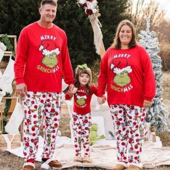 “Merry Christmasâ€?Family Matching Grinch Cartoon Print Pajama Set